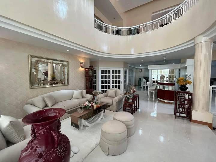 Fully Furnished House in APOVEL Subdivision. 6BR, 4T/B, CAn park 5 cars. Lot Area: 750sqm.