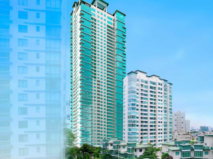 2-bedroom Condo w/balcony For Sale in Makati Metro Manila