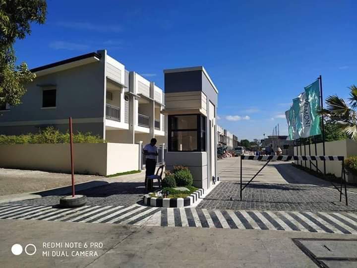 READY FOR OCCUPANCY TOWNHOUSE FOR SALE IN SM SUCAT AIRPORT PASAY MOA