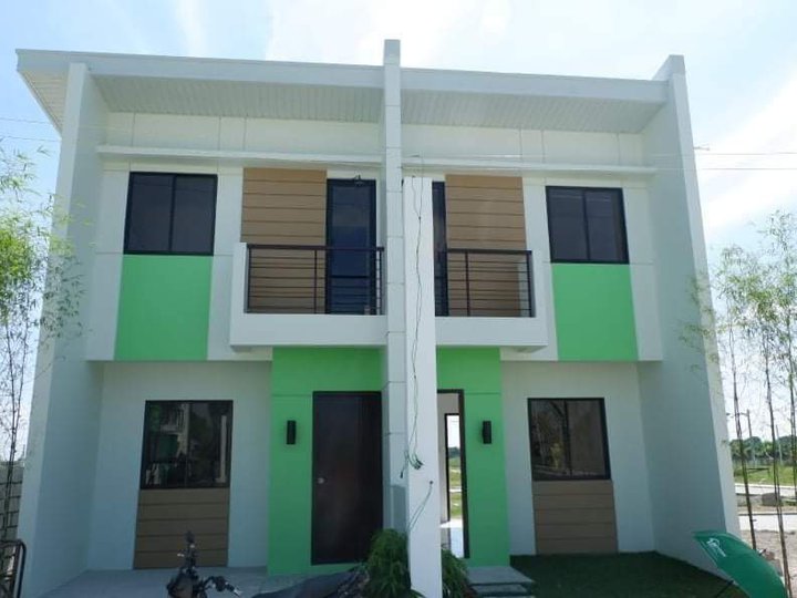 RFO Townhouse for Sale near Clark, CASH basis only.