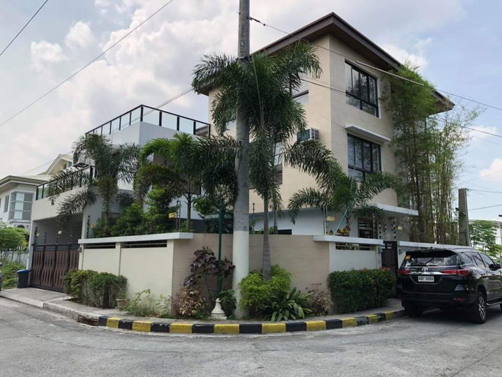 Modern House and Lot in Greenwoods Pasig