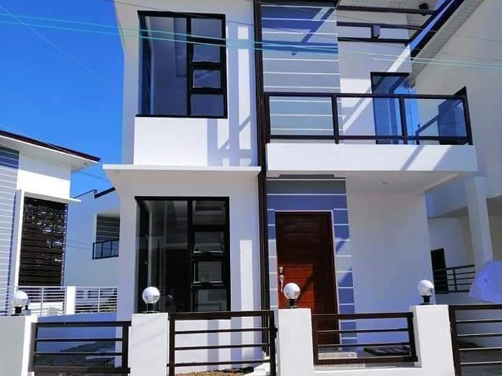 House and lot For Sale in Cavite near Lyceum [House and Lot 🏘️] (March