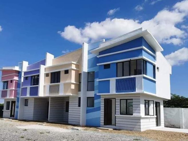 Pre-selling House in lot for Sale in Tanza  Cavite