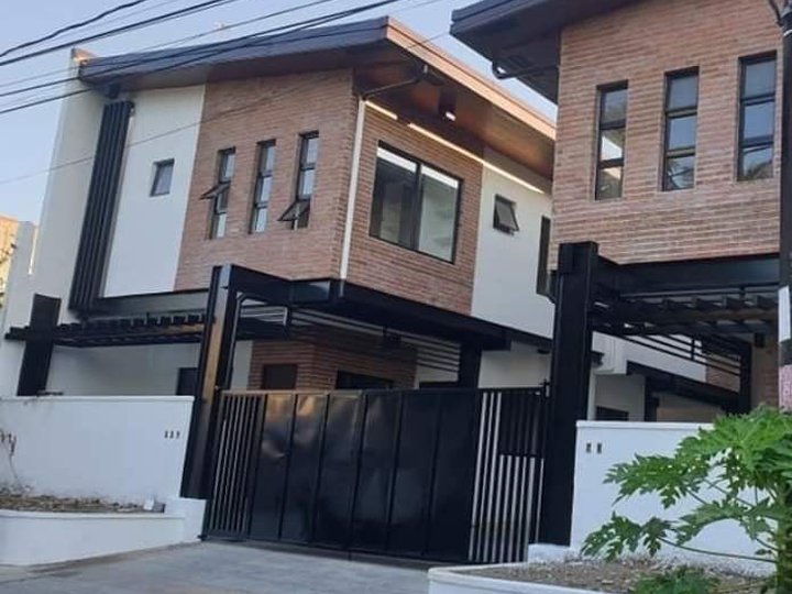 3 Bedrooms Townhouse For Sale in East Fairview Quezon City