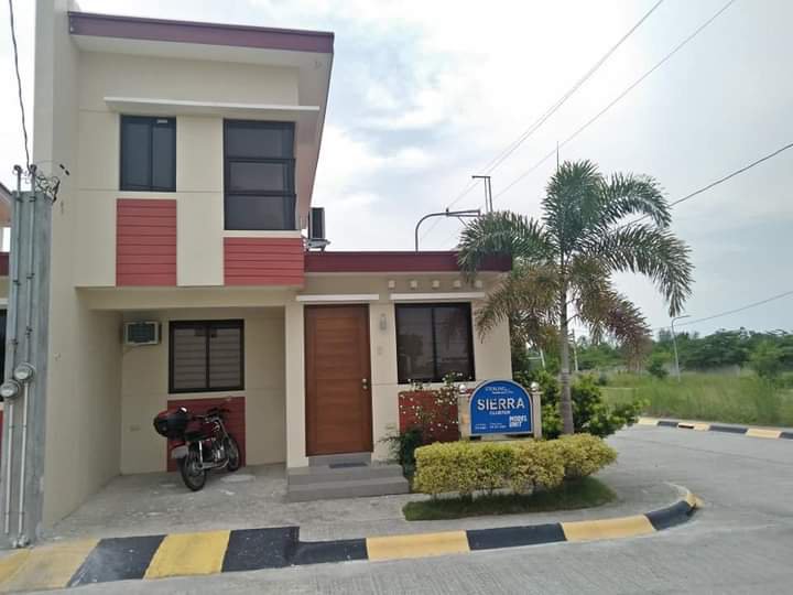 2 Bedrooms Single Attached House and Lot For Sale in Naic Cavite