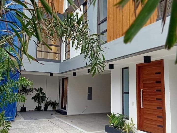 Ready For Occupancy Townhouse located at Plainview Mandaluyong