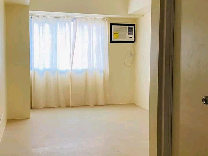 Studio Unit for Rent in Avida Towers Altura Muntinlupa City