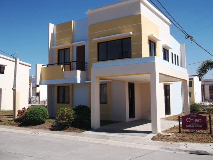 Ready for Occupancy Single  Attached  House and Lot in Molino Bacoor