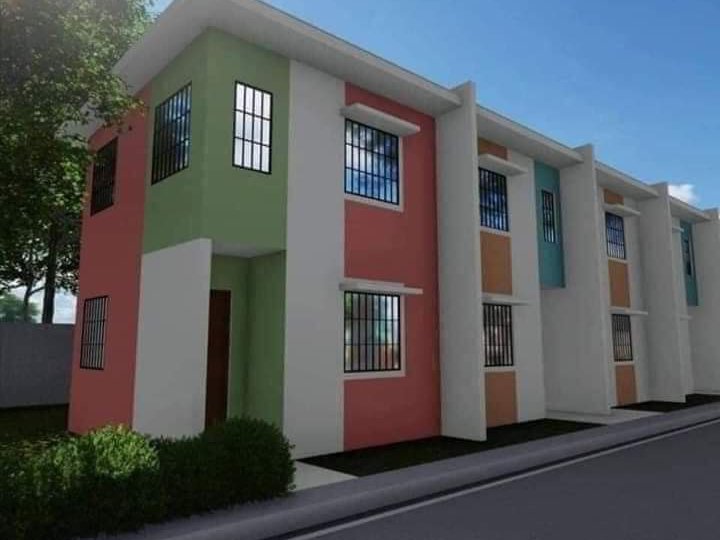 Preselling Affordable house in lot  in Golden Horizon ph3 Trece