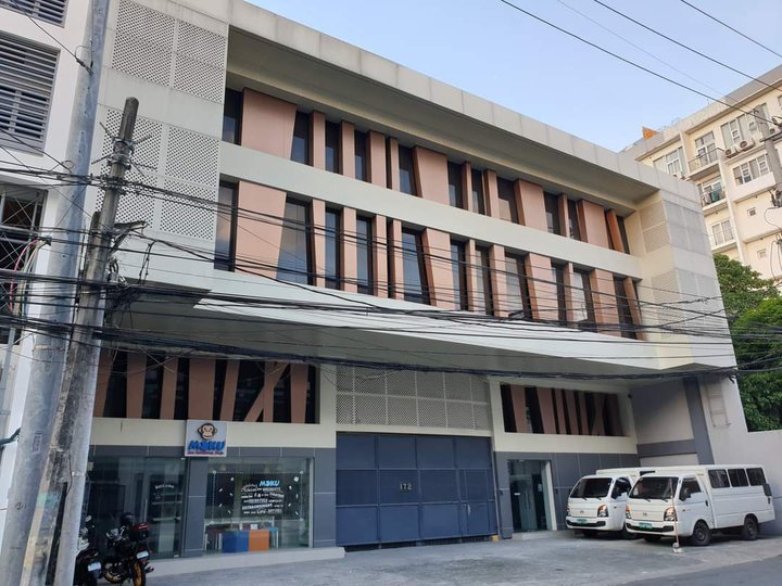 Commercial/warehouse building for rent in San Juan City
