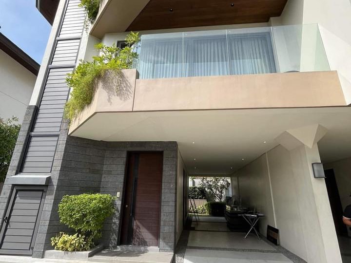 For Sale Brand New, 4 BEDROOM TOWNHOUSE IN CUPANG, MUNTINLUPA