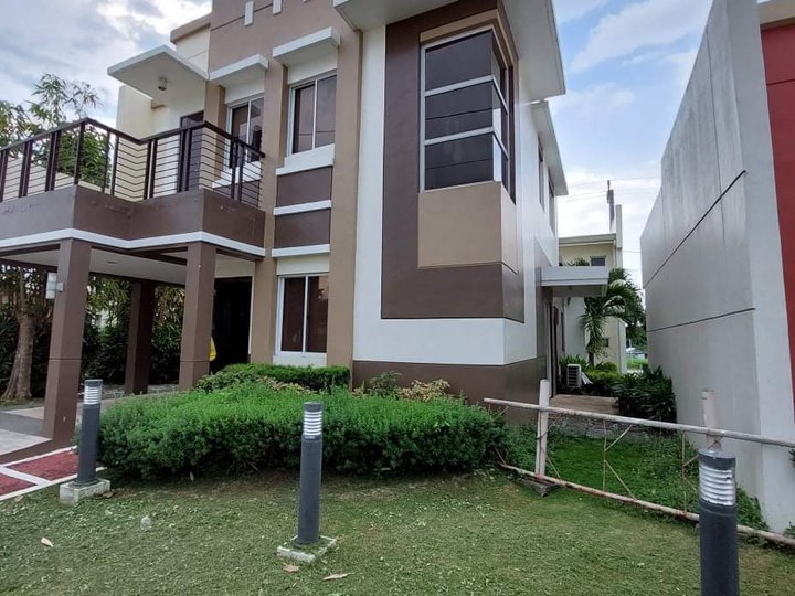 4-Bedroom House for Sale in Cavite