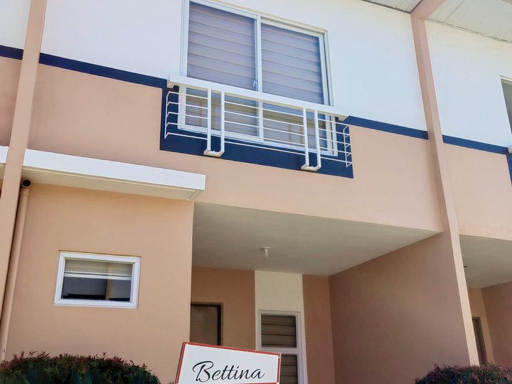 2 BR TOWNHOUSE FOR INVESTMENT IN BARAS RIZAL