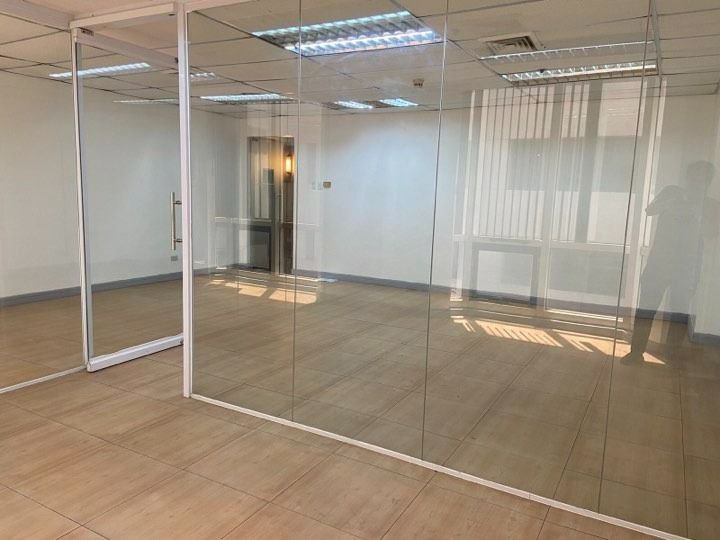 FOR RENT: Richmonde Plaza, Office Unit