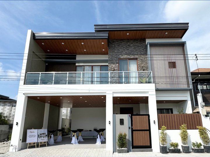 4 BR Furnished Smart Home Pool Forest Parkhomes North in Angeles City