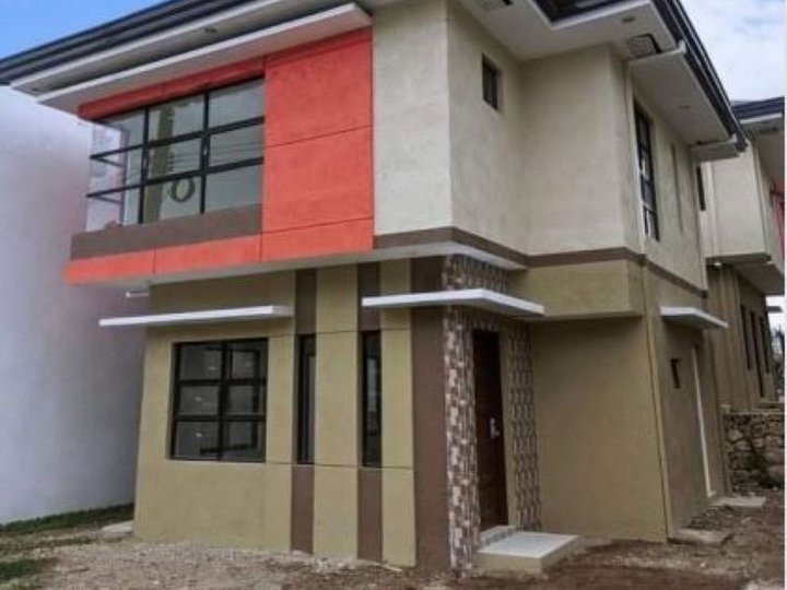 4-bedroom Single Detached House For Sale in Consolacion Cebu