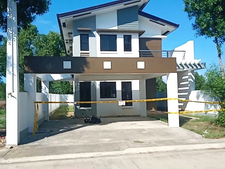 Bahamas RFO unit in Island Front Residences in Lucap Alaminos City [House and Lot 🏘️] (July 2022