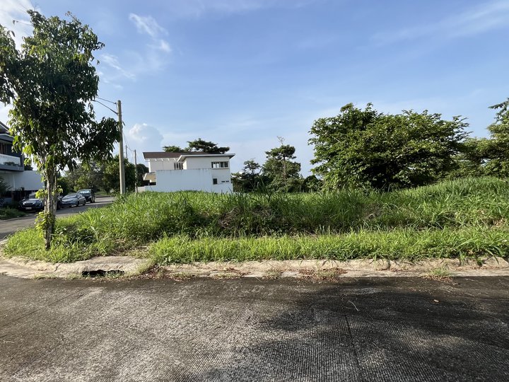 333 sqm Corner Lot For Sale in Woodhill Settings Nuvali Calamba Laguna