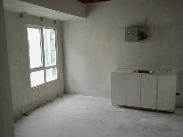 BGC Penthouse Corner Unit 143 square meters