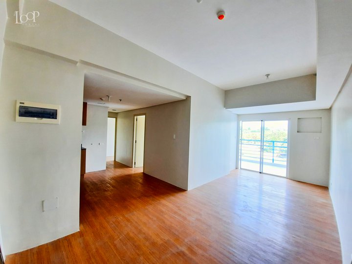 The Loop : 2 Bedroom w/ Garden 405