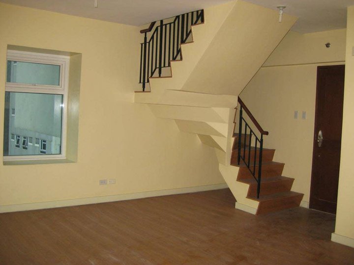 2 Bedroom Condominium for Sale in Mandaluyong Gateway Garden Heights