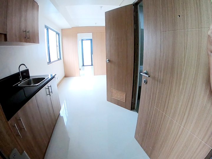 1-bedroom End unit Condo For Sale in Makati Metro Manila