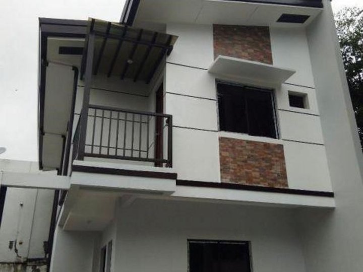 House and Lot for Sale in Multinational Village Paranaque Furnished