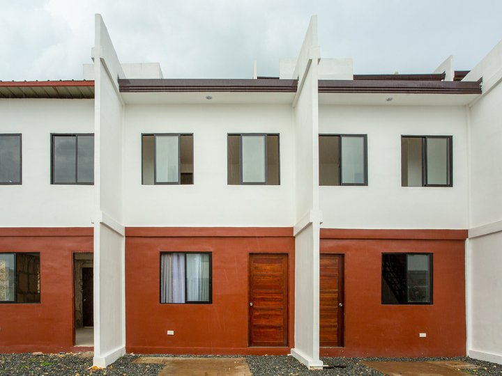 Pre-selling: 2-bedroom Townhouse For Sale in Talisay Cebu