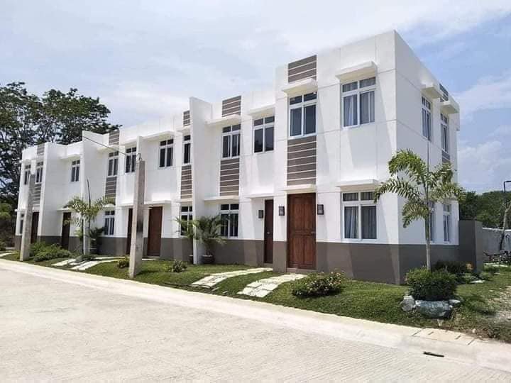 Latria 2-bedroom Townhouse For Sale in Naic Cavite