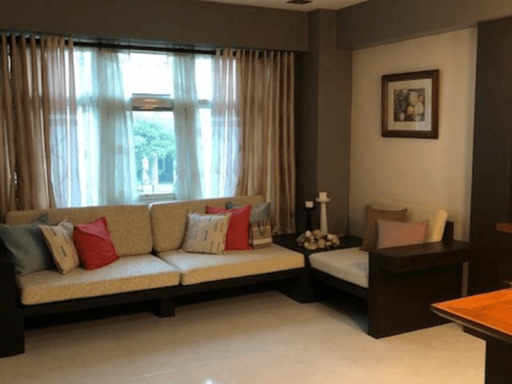 FOR LEASE: Almond at Two Serendra, 2BR