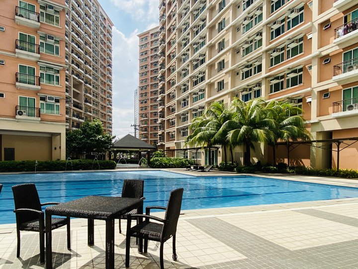For Sale Two Bedrooms in Paco Manila Peninsula Garden Midtown Homes