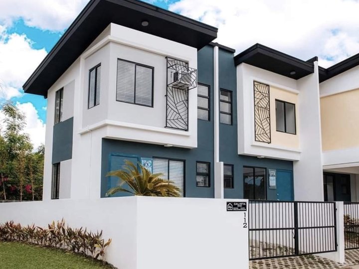 Perfect for Extended Families Calista Pair Unit in Tanzas Premier Community