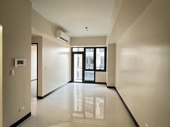 For sale 1 Bedroom Rent to Own Condo unit in Florence McKinley Hill