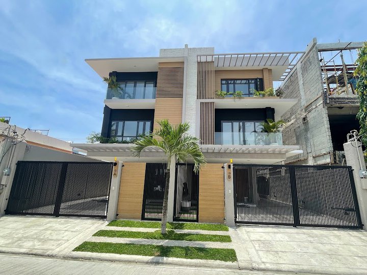 4-bedroom Duplex House For Sale in AFPOVAI Taguig City