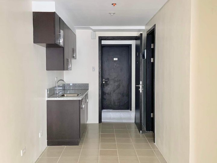 1 Bedroom with balcony Rent to Own Condo in Pasig Metro Manila