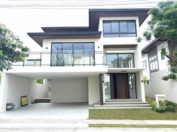 Bradnew 4-bedroom House For Sale in Verdana Homes Binan Laguna