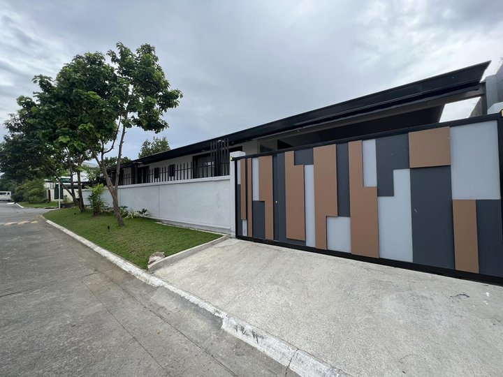 4 Bedroom Modern House BF Paranaque