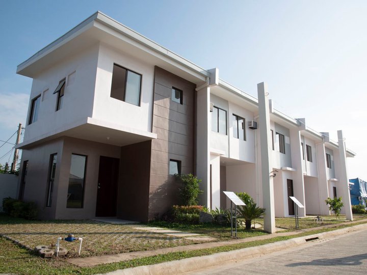 3-bedroom Townhouse For Sale in Imus Cavite