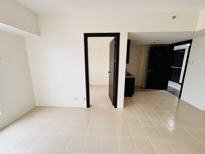 Near LRT Cubao Manila Mango Tree Residences 2 Bedroom Unit For Sale Pet Friendly Rent to Own Condo