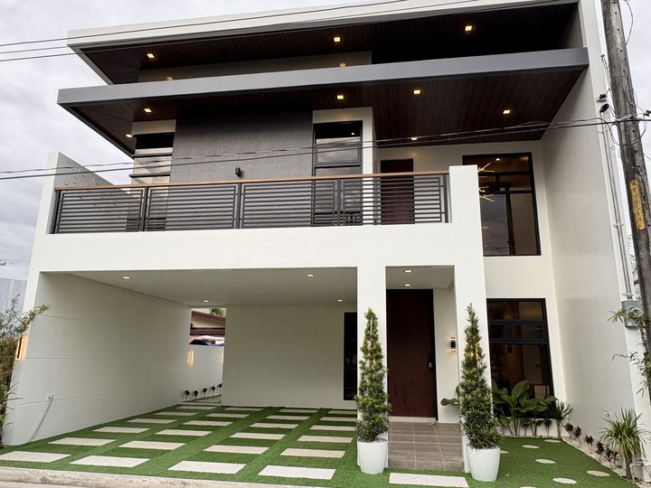 Modern Contemporary House Near Clark, Pampanga