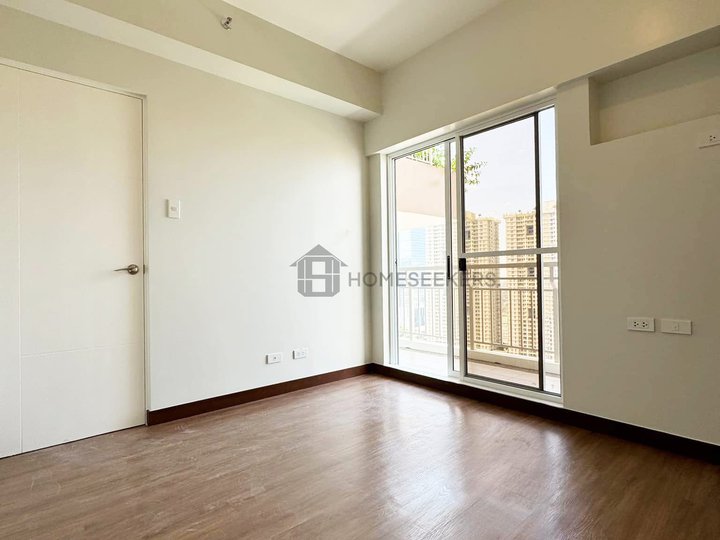 For Rent - 2 bedroom Condo in Pasay near La Salle - The Aston Place