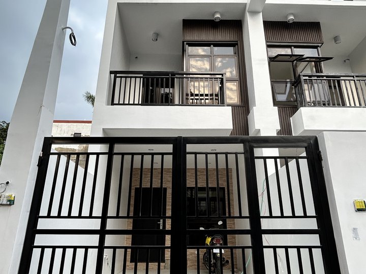 Discounted 3-bedroom Townhouse For Sale in Marikina City