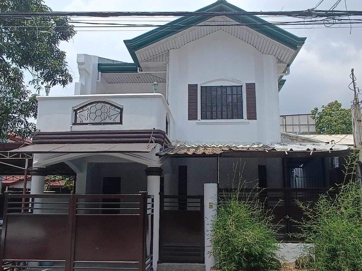 4bedroom Newly Renovated House and lot for sale in Greenwoods Subd