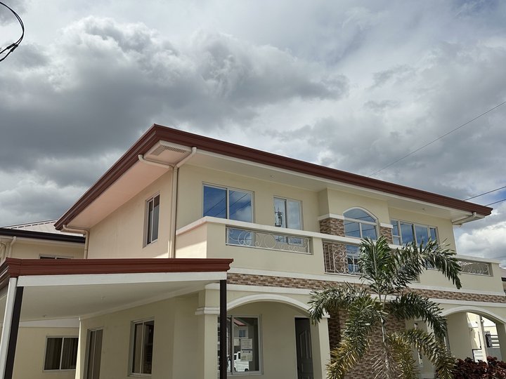 Quality Build 4 Bedroom Single Detached For Sale in Angeles City near Clark
