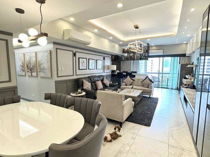 High-end Condo Unit For Sale at The Frabella I,Makati