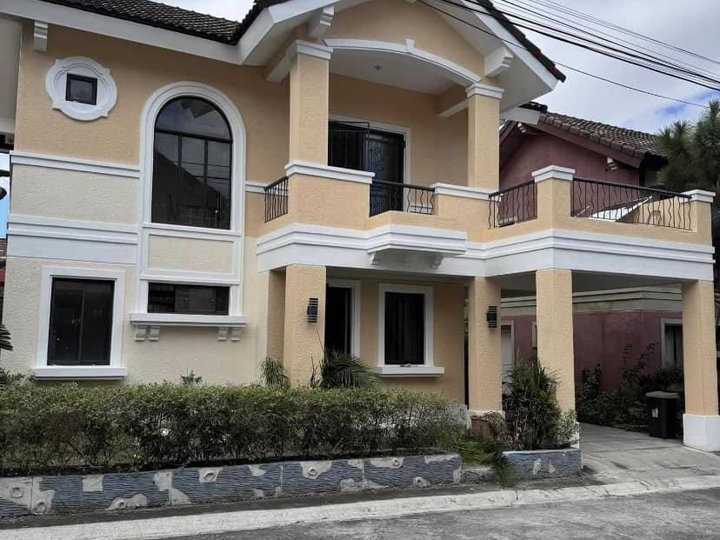 Single attache House and Lot For sale