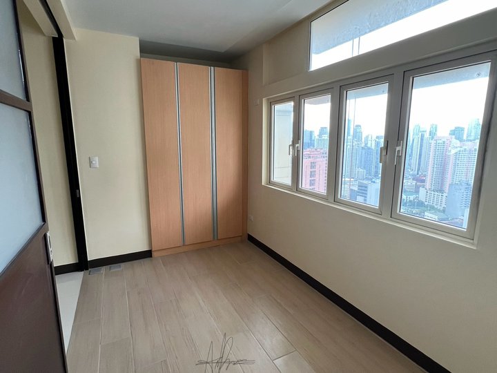 1 BR. 32 sqm. SAN ANTONIO RESIDENCE MAKATI