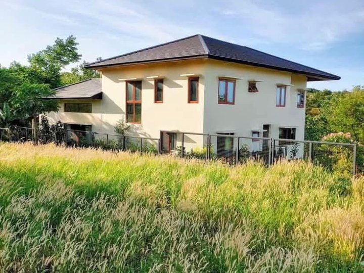 Pre-Owned 5-bedroom Single Attached House For Sale in Morong Bataan