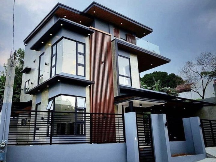 6-bedroom Single Detached House for sale in Kingsville Royale Antipolo