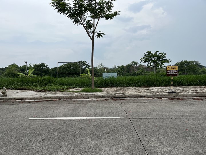 1,613 sqm Greenfield City Commercial Lot For Sale in Santa Rosa Laguna